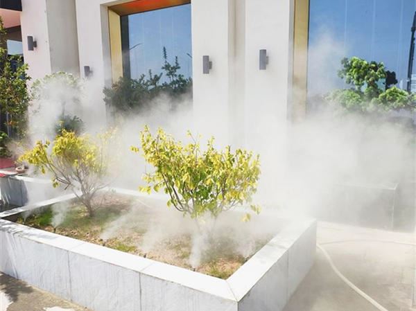 residential-misting-system32127507900
